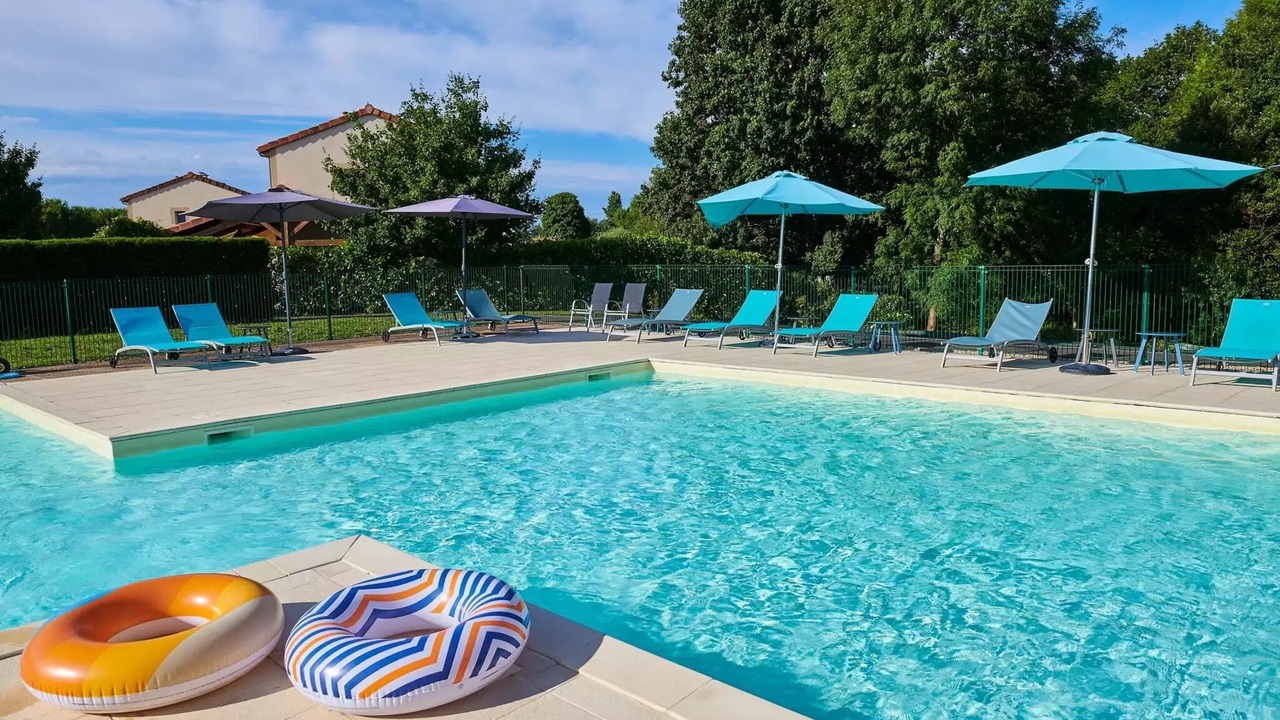 Photo of Outdoor in Vasles