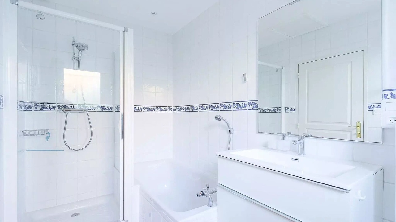 Photo of Bathroom in Vasles
