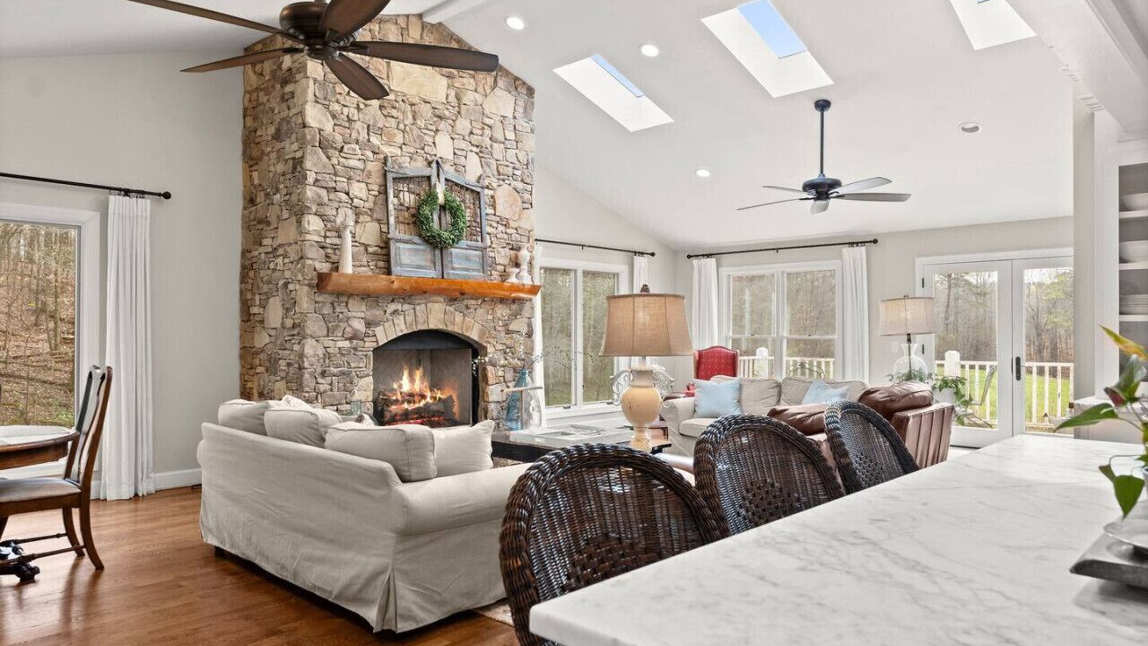 Photo of Livingroom in Gainesville