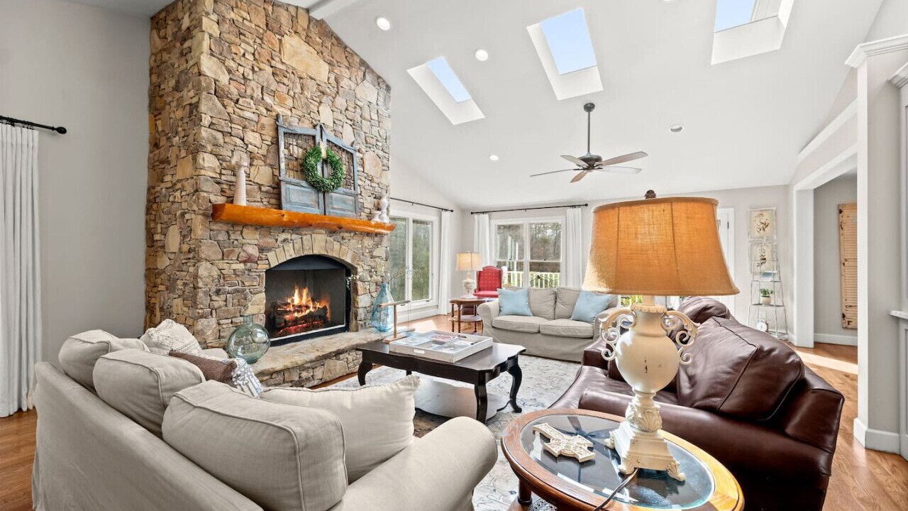 Photo of Livingroom in Gainesville