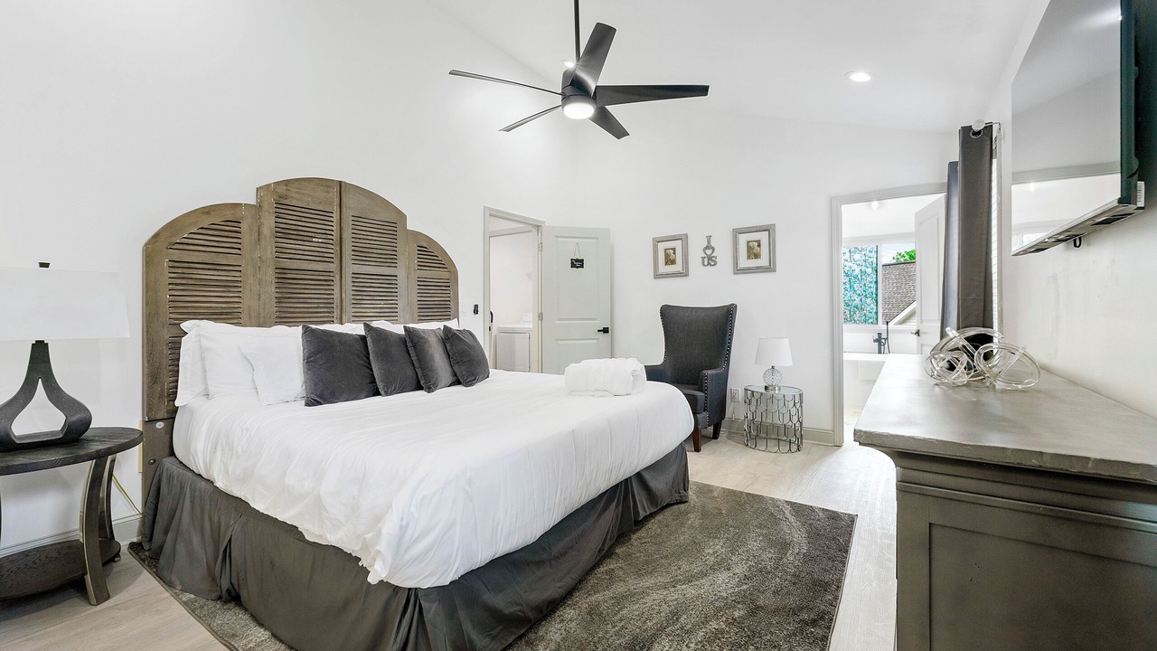 Photo of Bedroom in Lawrenceville