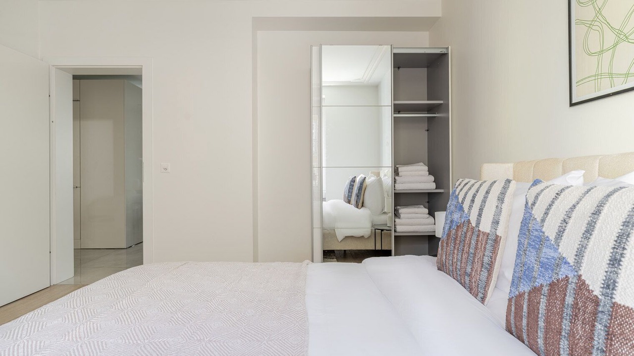 Photo of Bedroom in District 2