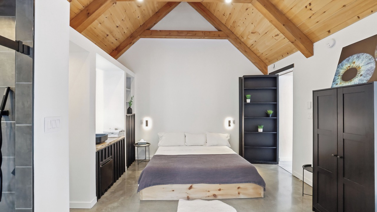 Photo of Bedroom in Notre-Dame-de-la-Merci