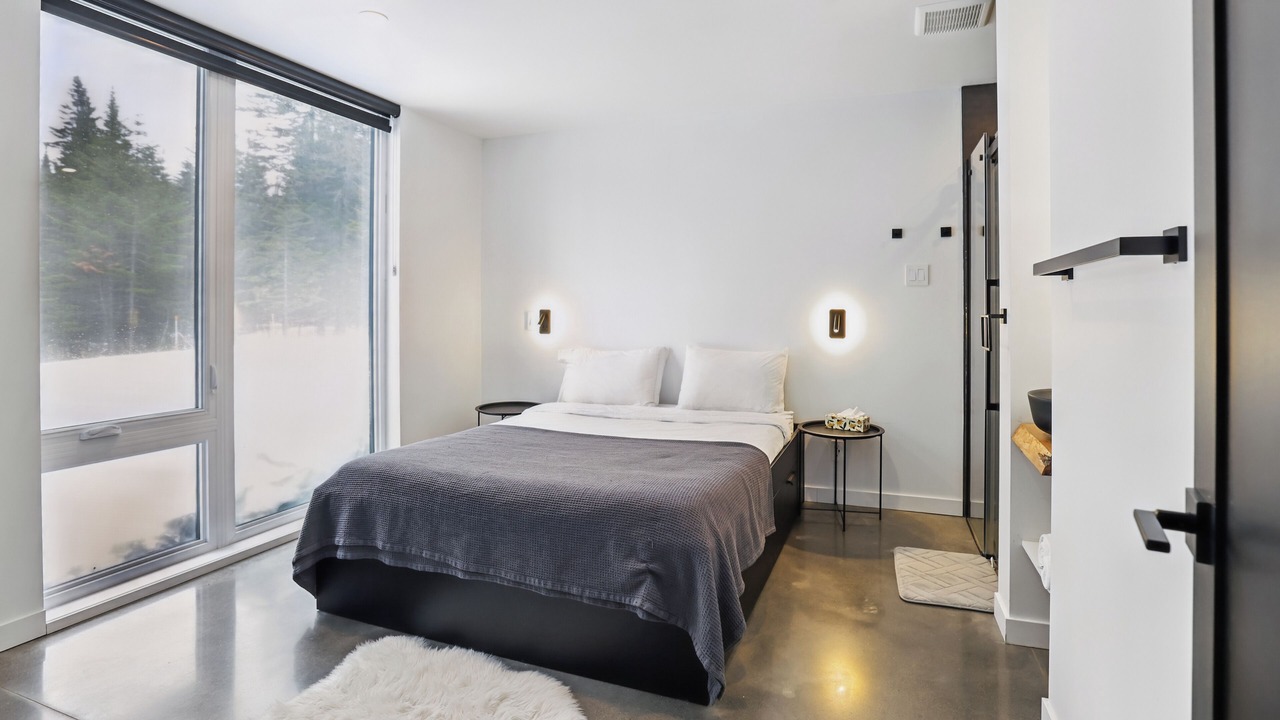 Photo of Bedroom in Notre-Dame-de-la-Merci