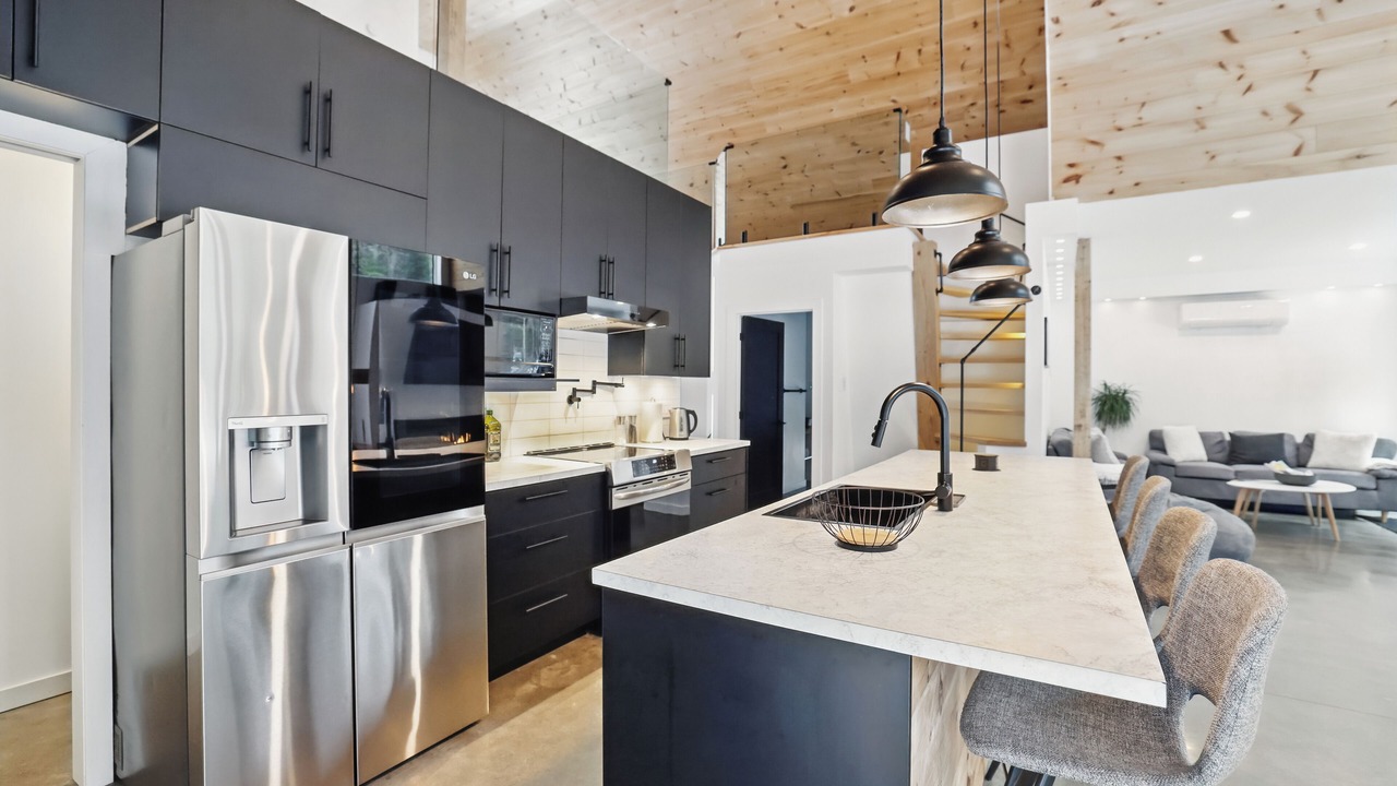 Photo of Kitchen in Notre-Dame-de-la-Merci