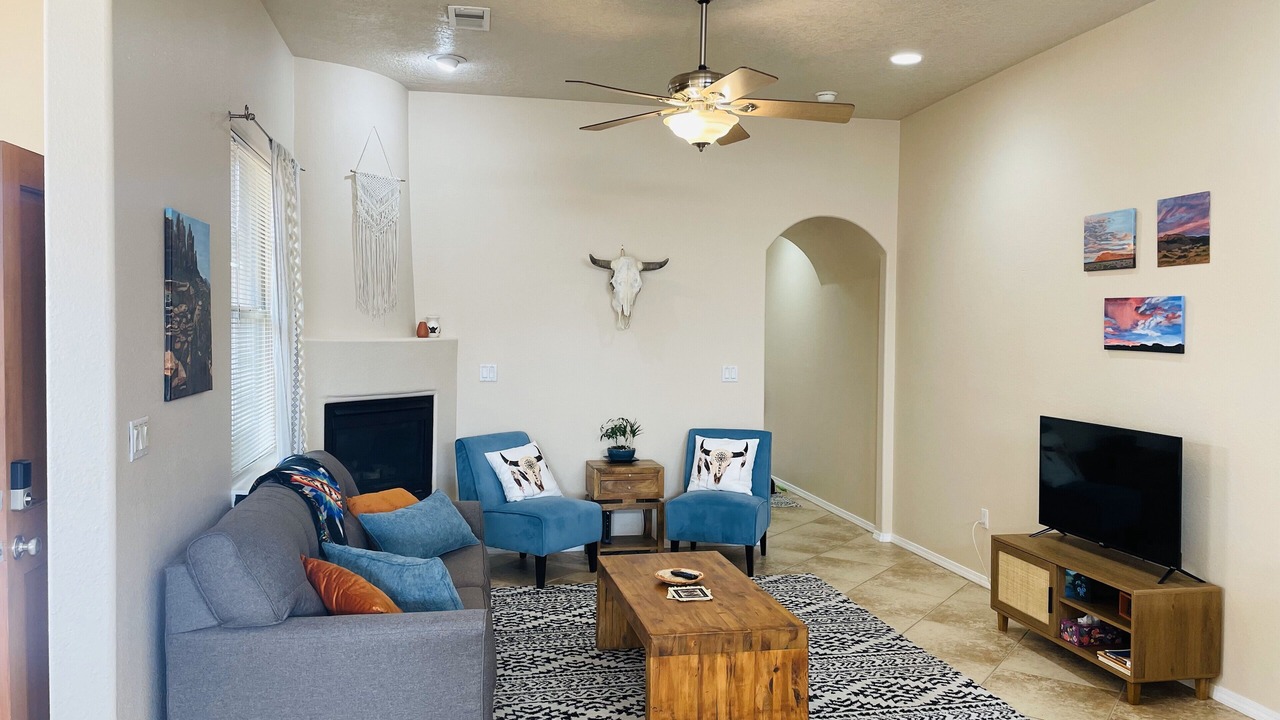 Photo of Livingroom in Albuquerque