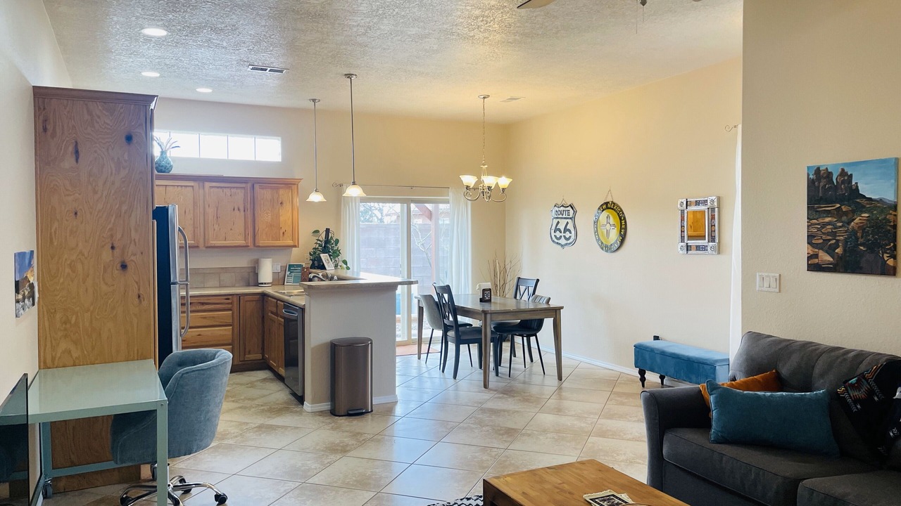 Photo of Livingroom in Albuquerque