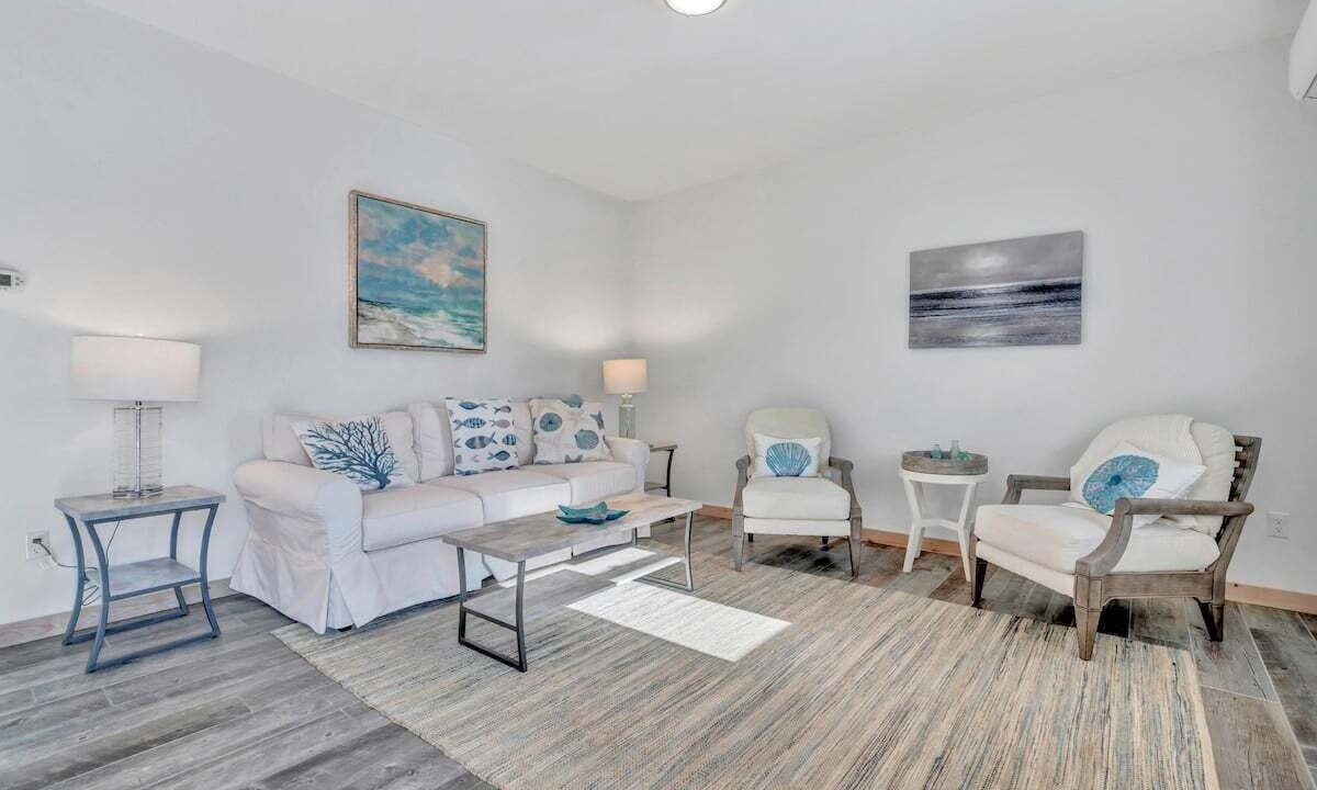 Photo of Livingroom in Owls Head