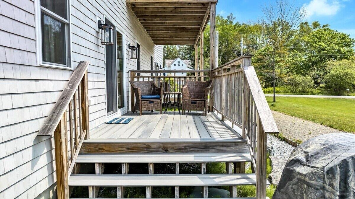 Photo of Patio Balcony in Owls Head
