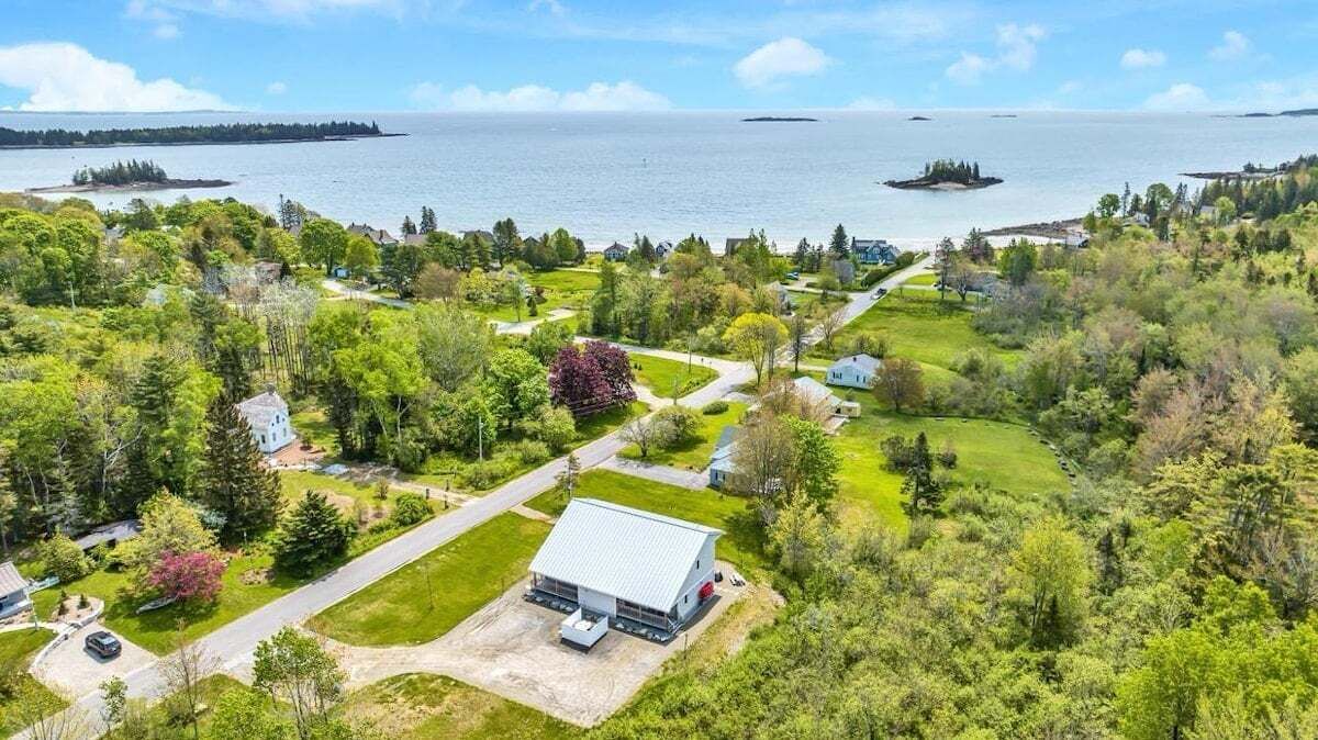 Photo of Outdoor in Owls Head