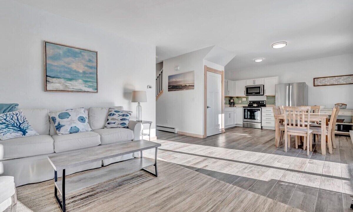 Photo of Livingroom in Owls Head