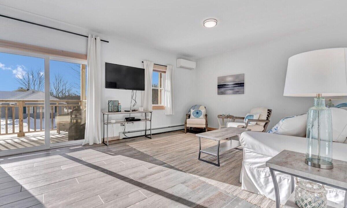Photo of Livingroom in Owls Head