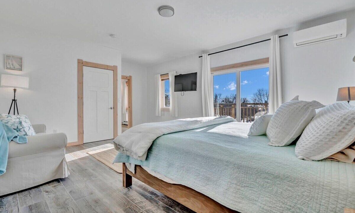 Photo of Bedroom in Owls Head