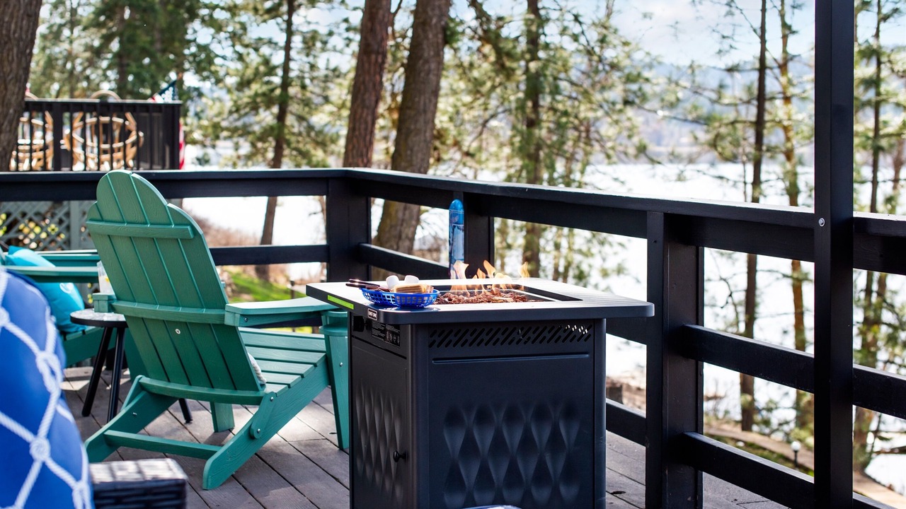 Photo of Others in Hauser