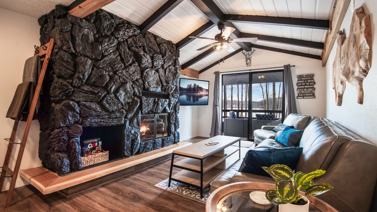 Photo of Outdoor in Hauser