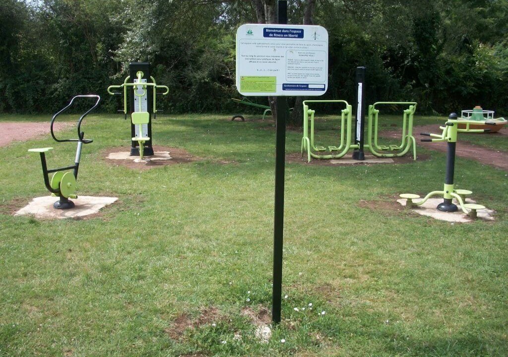 Photo of Others in Saint-Gaultier