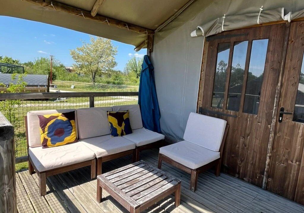Photo of Patio Balcony in Mont-pres-Chambord
