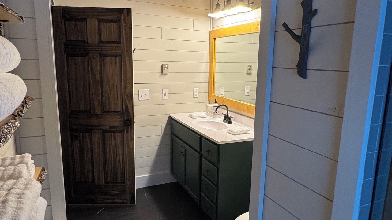 Photo of Bathroom in Speculator