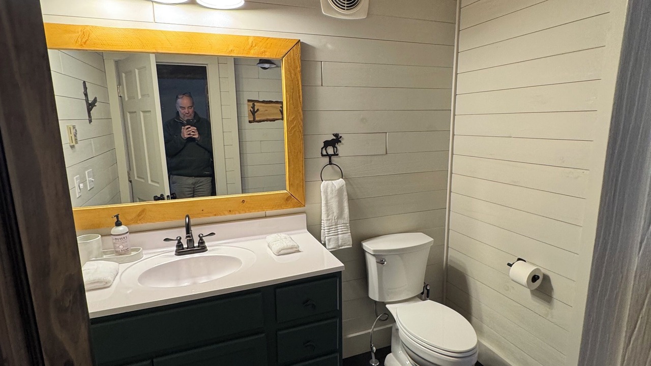Photo of Bathroom in Speculator