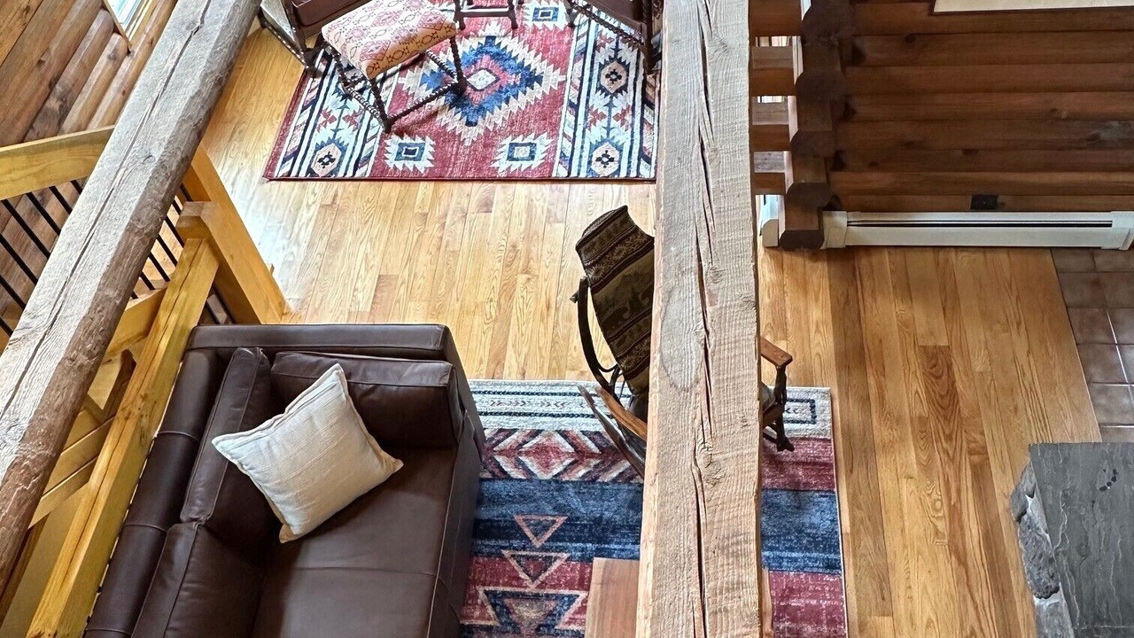 Photo of Livingroom in Boalsburg