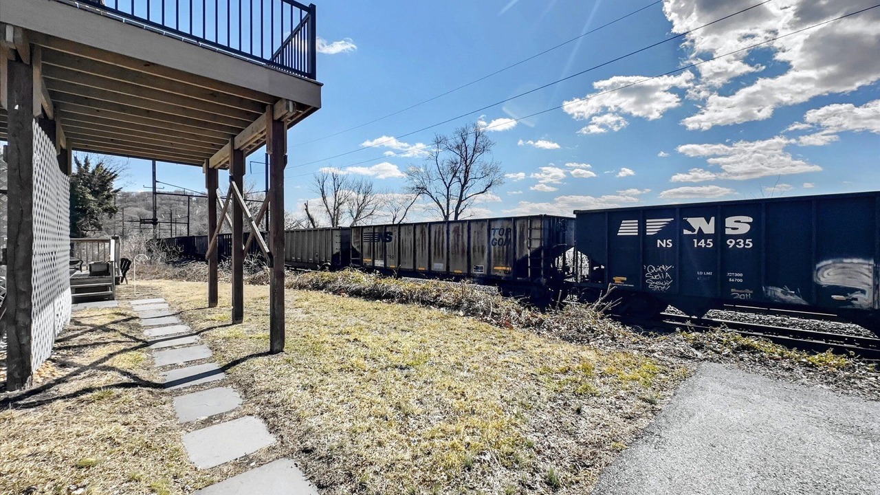 Photo of Outdoor in Columbia
