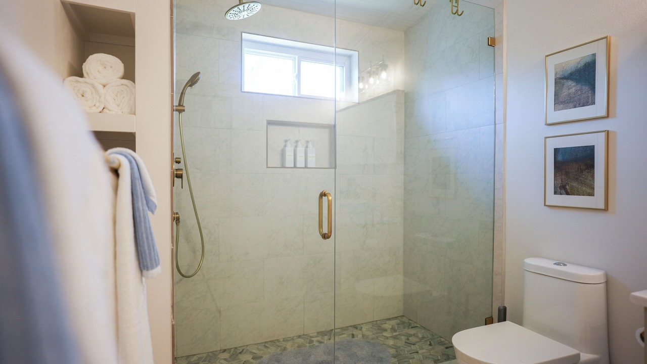 Photo of Bathroom in Broadmoor