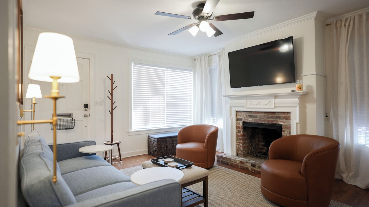 Photo of Livingroom in Broadmoor