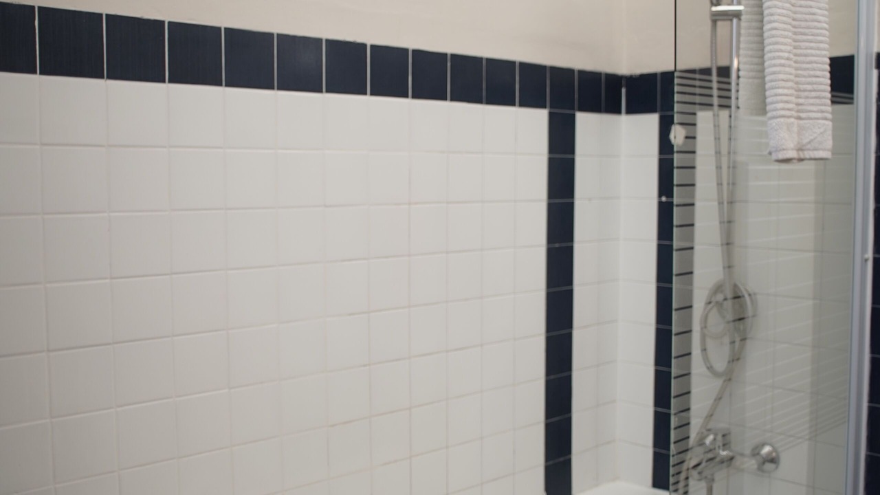 Photo of Bathroom in Barran