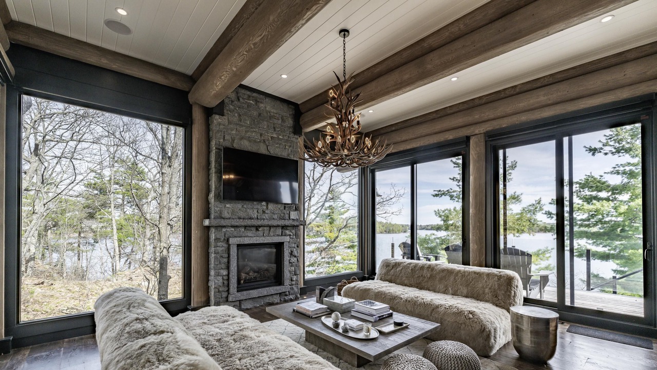 Photo of Bedroom in Muskoka Lakes