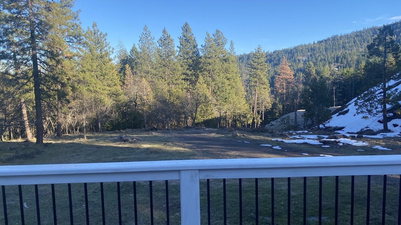 Photo of Outdoor in Ashland