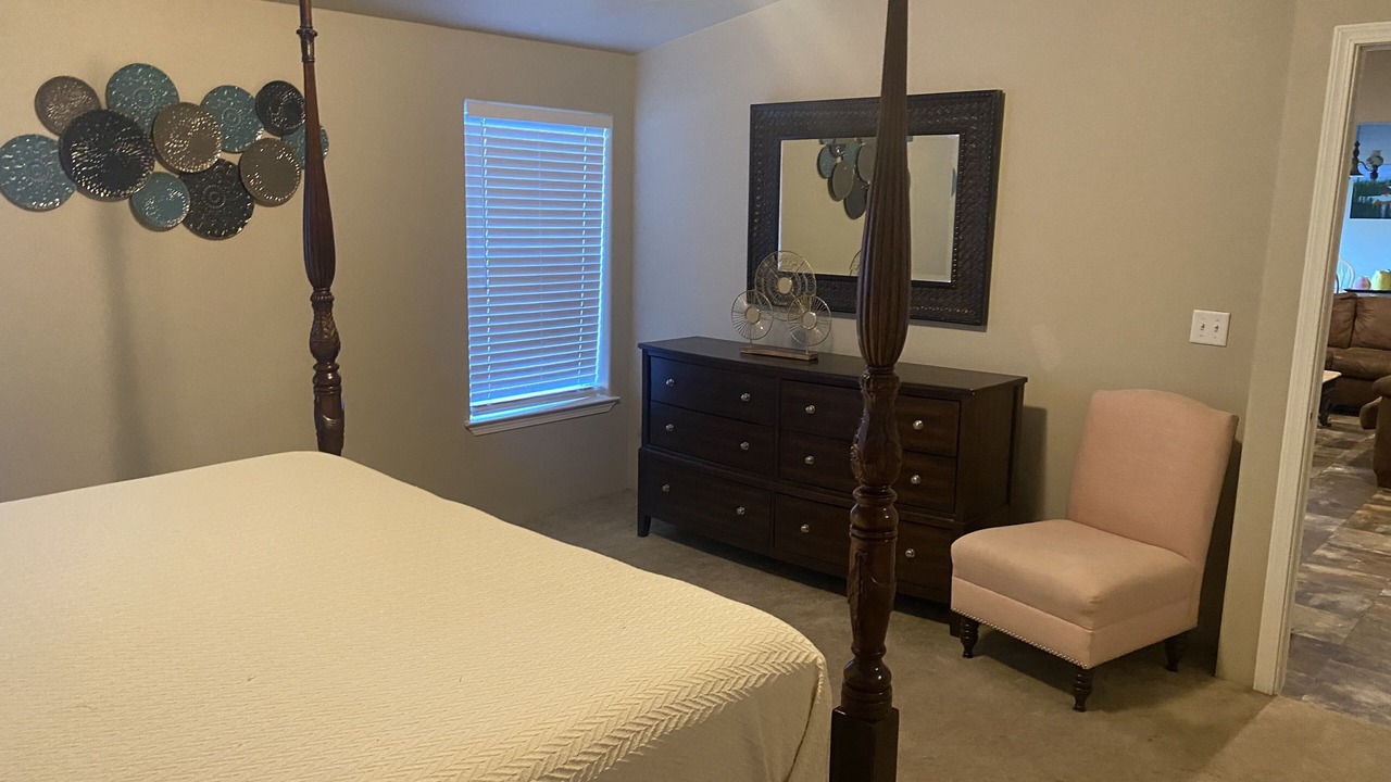 Photo of Bedroom in Ashland
