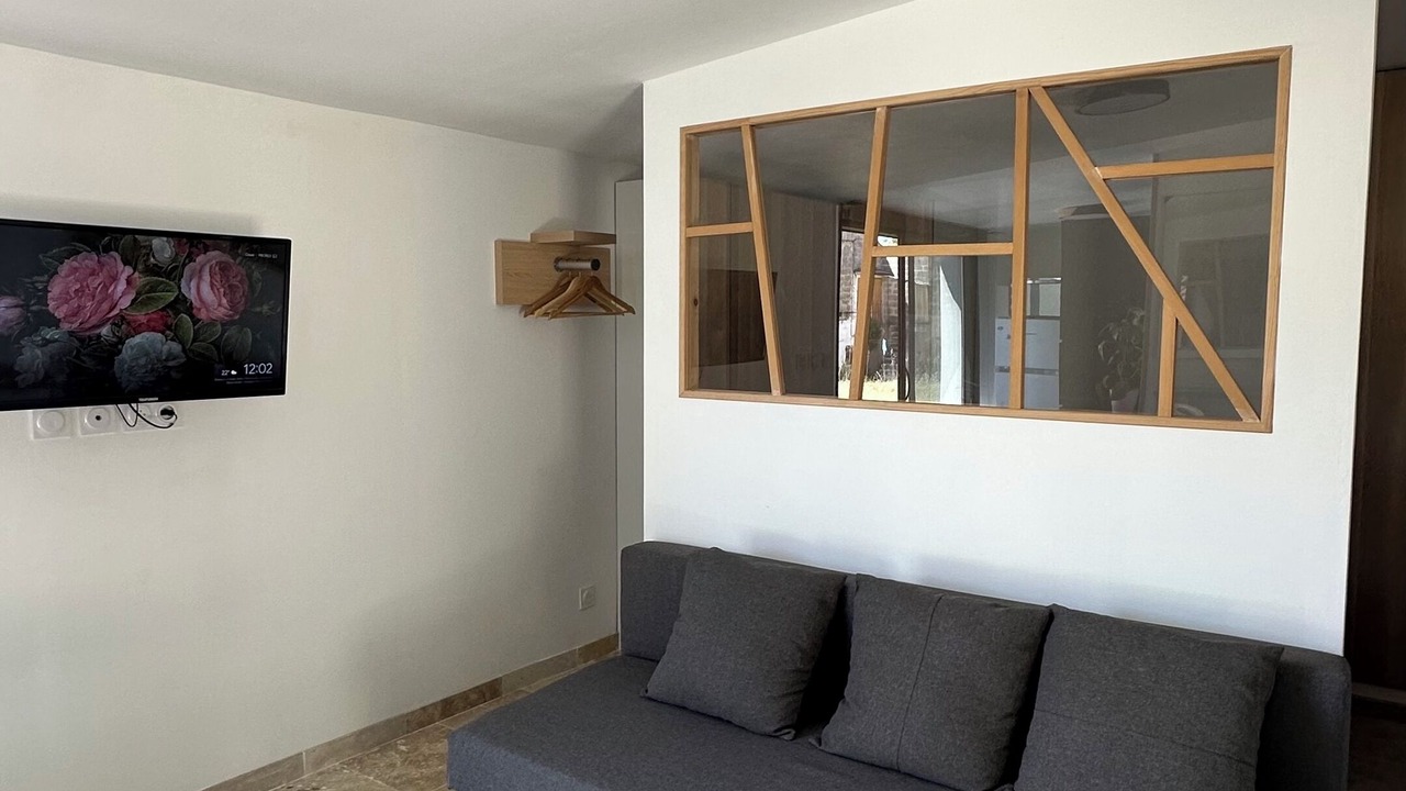 Photo of Livingroom in Saint-Quentin-la-Poterie