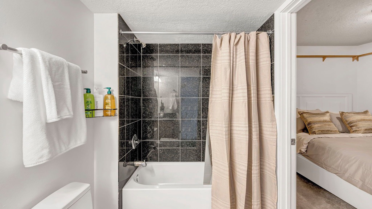 Photo of Bathroom in Ohio City