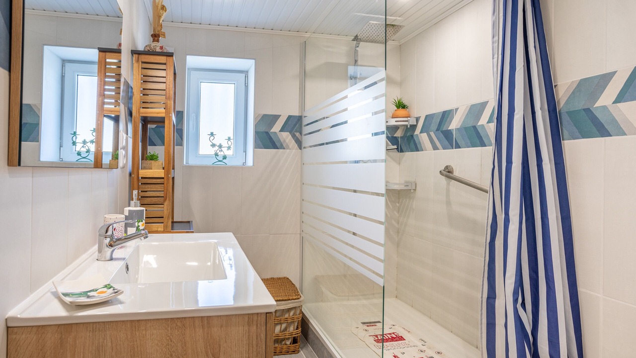 Photo of Bathroom in Challans
