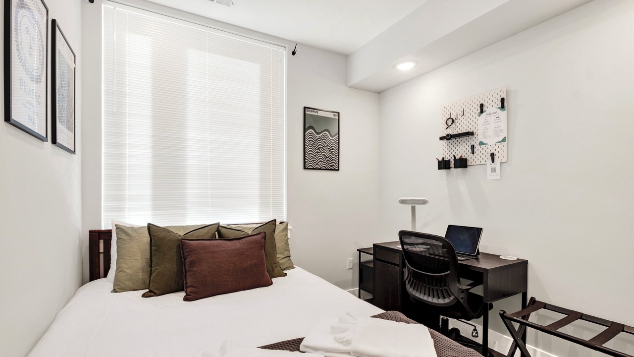 Photo of Bedroom in Center City