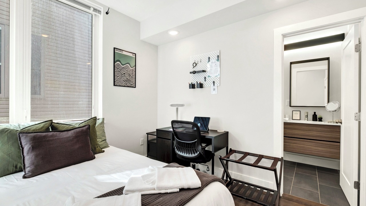 Photo of Bedroom in Center City