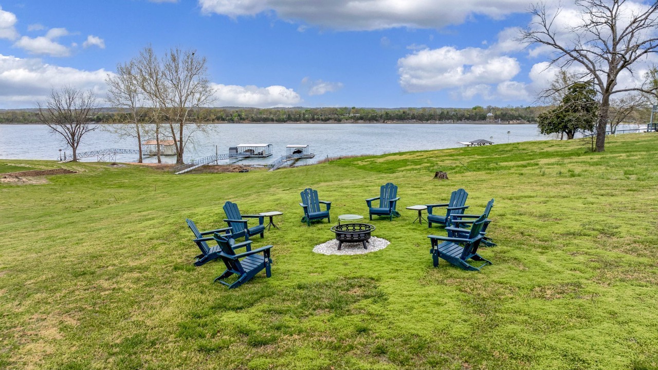 Photo of Outdoor in Grove