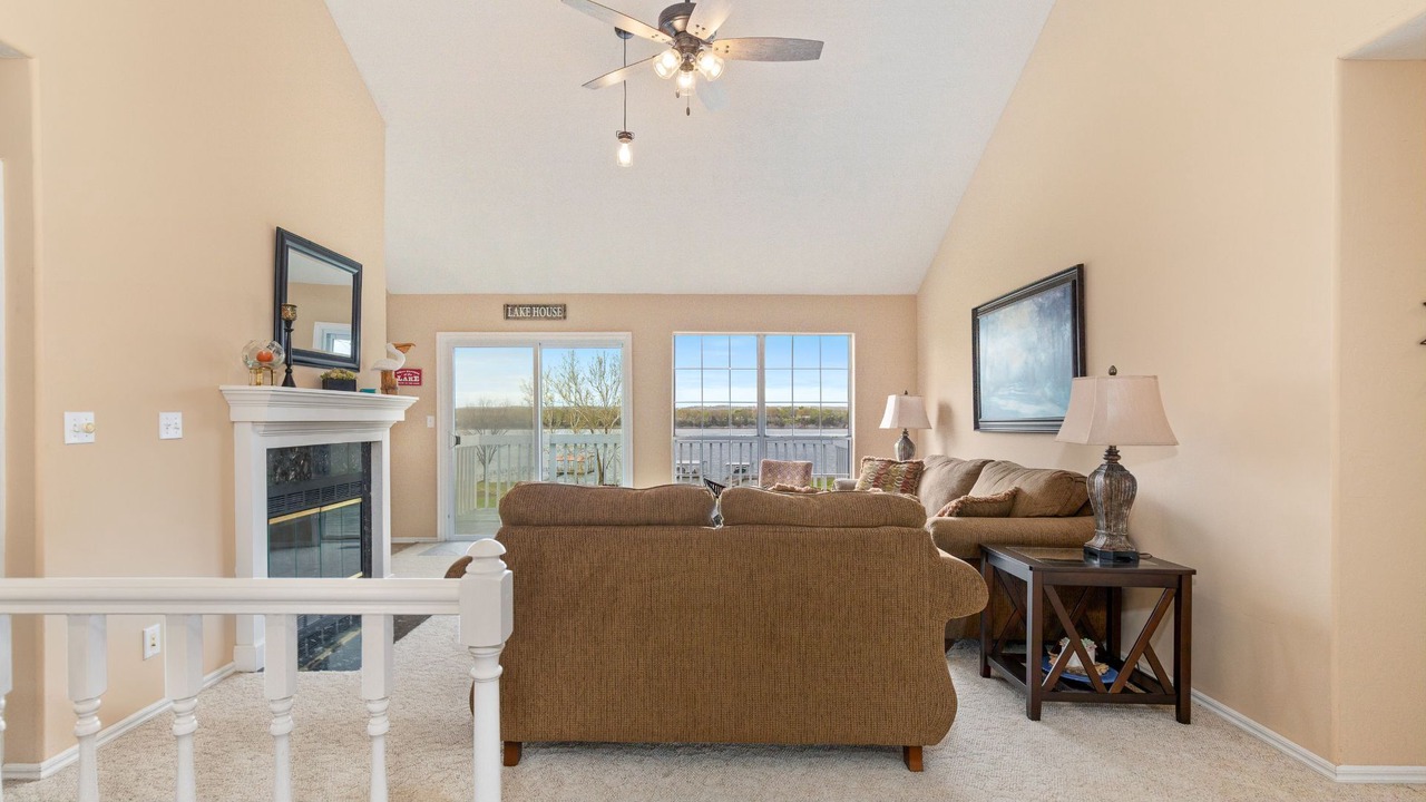 Photo of Bedroom in Grove
