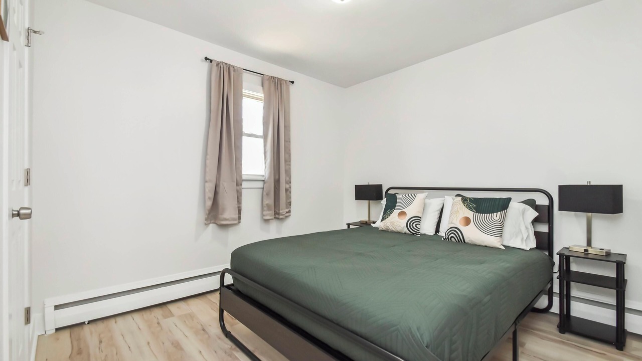 Photo of Bedroom in Peoria Heights