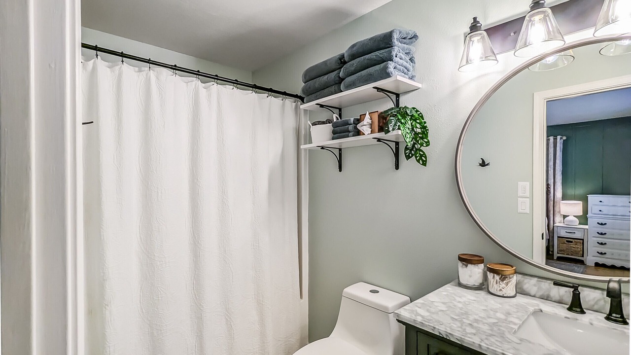 Photo of Bathroom in Newnata