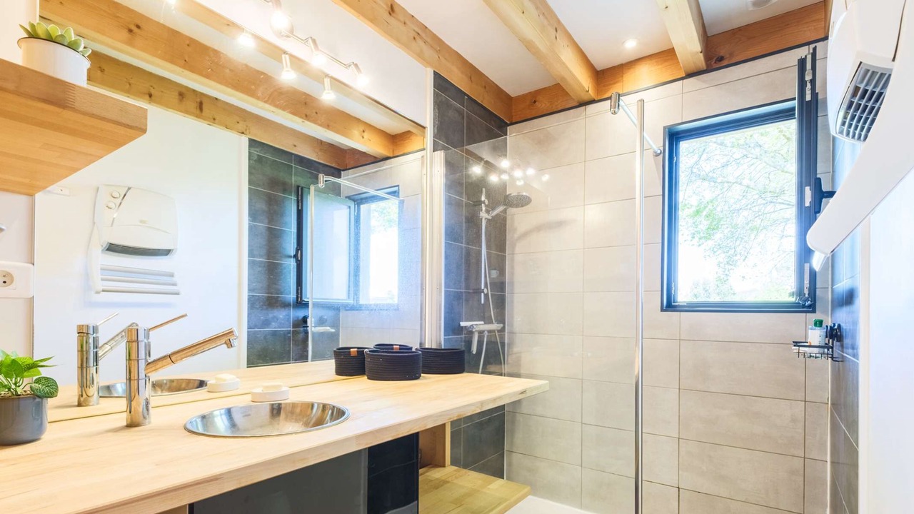Photo of Bathroom in Gastes