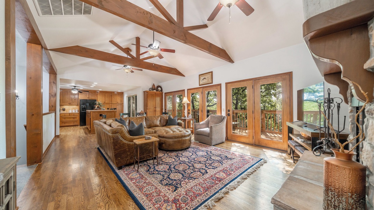 Photo of Livingroom in Bixby