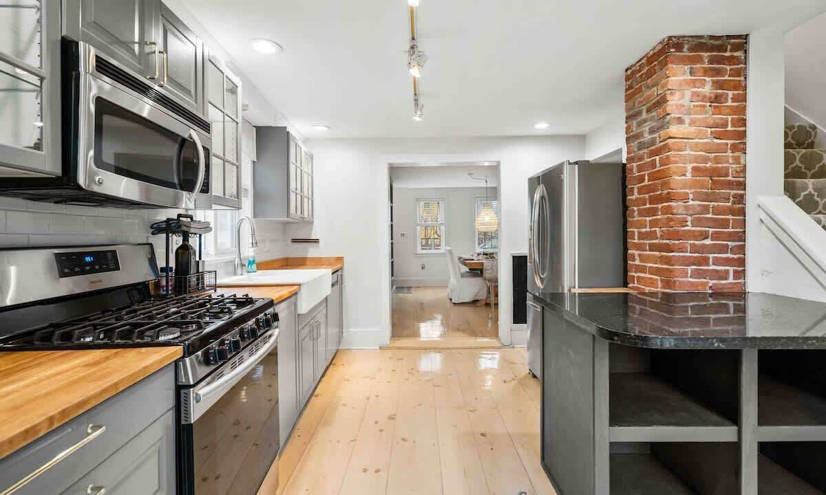 Photo of Bedroom in Newburyport