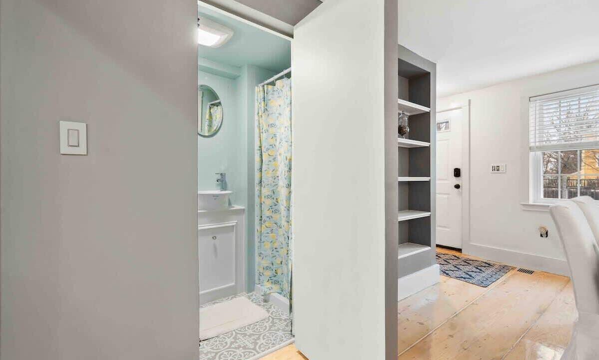 Photo of Bedroom in Newburyport