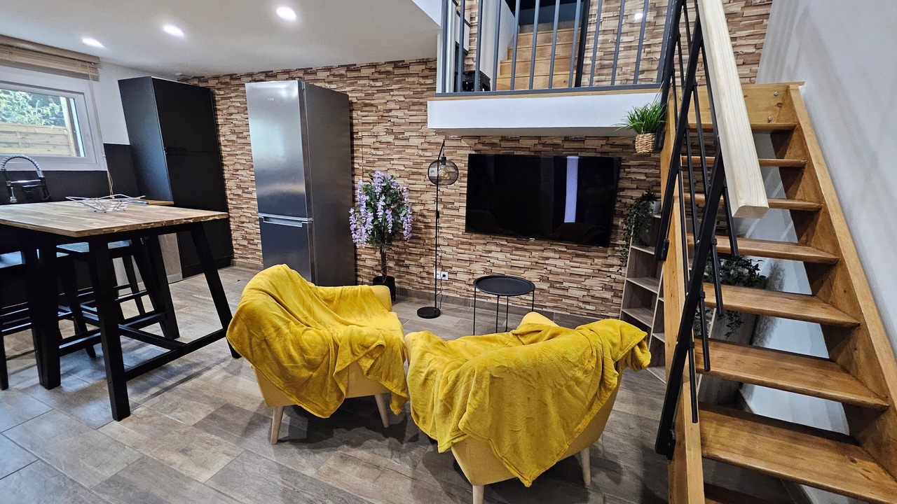 Photo of Livingroom in Villemoustaussou