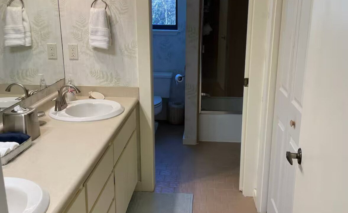 Photo of Bathroom in Killearn Estates