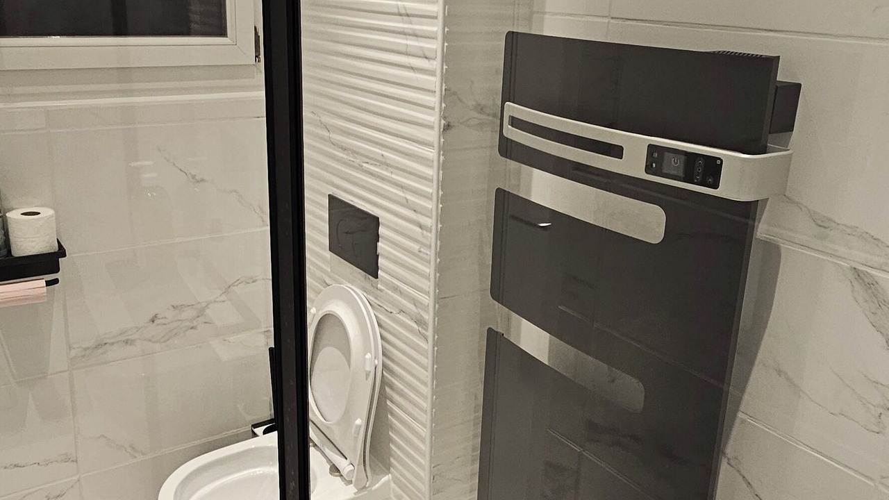 Photo of Bathroom in Saint-Leu