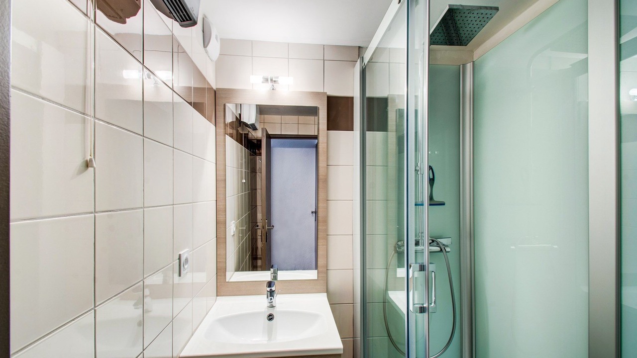 Photo of Bathroom in Germ