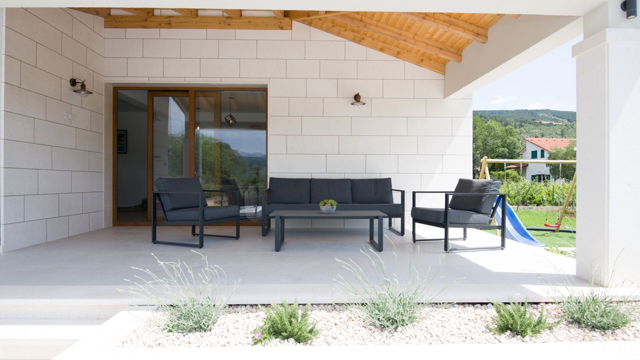 Photo of Patio Balcony in Donji Prolozac