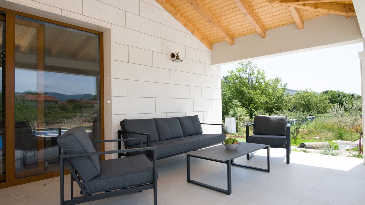 Photo of Patio Balcony in Donji Prolozac
